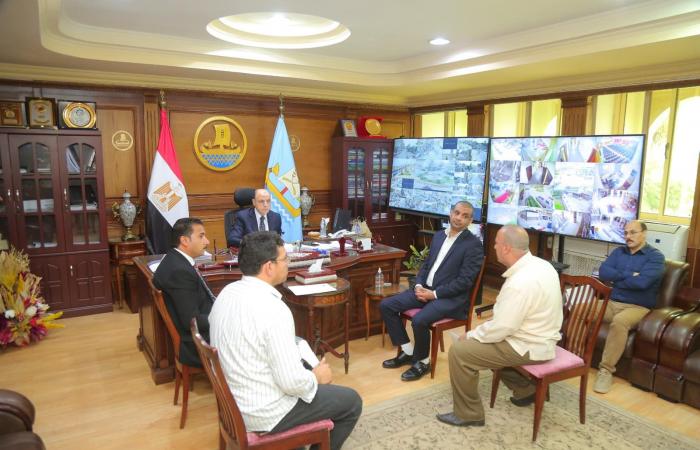 محافظات : أولى فعاليات مبادرة بداية بكفر الشيخ.. المحافظ يناقش 10 شكاوى فى لقاء المواطنين